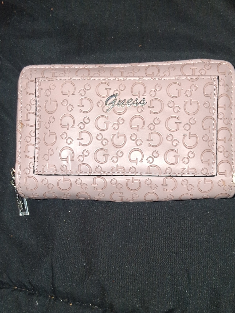 GUESS Pinkish Beige Logo Zip Wallet